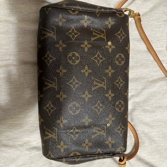 Pre loved LV Favorite MM in monogram - Picture 4 of 5